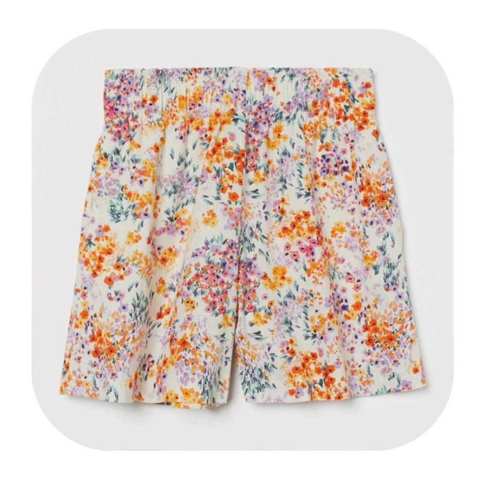 H&M White Floral Print Women’s Shorts with Orange and Purple Accents